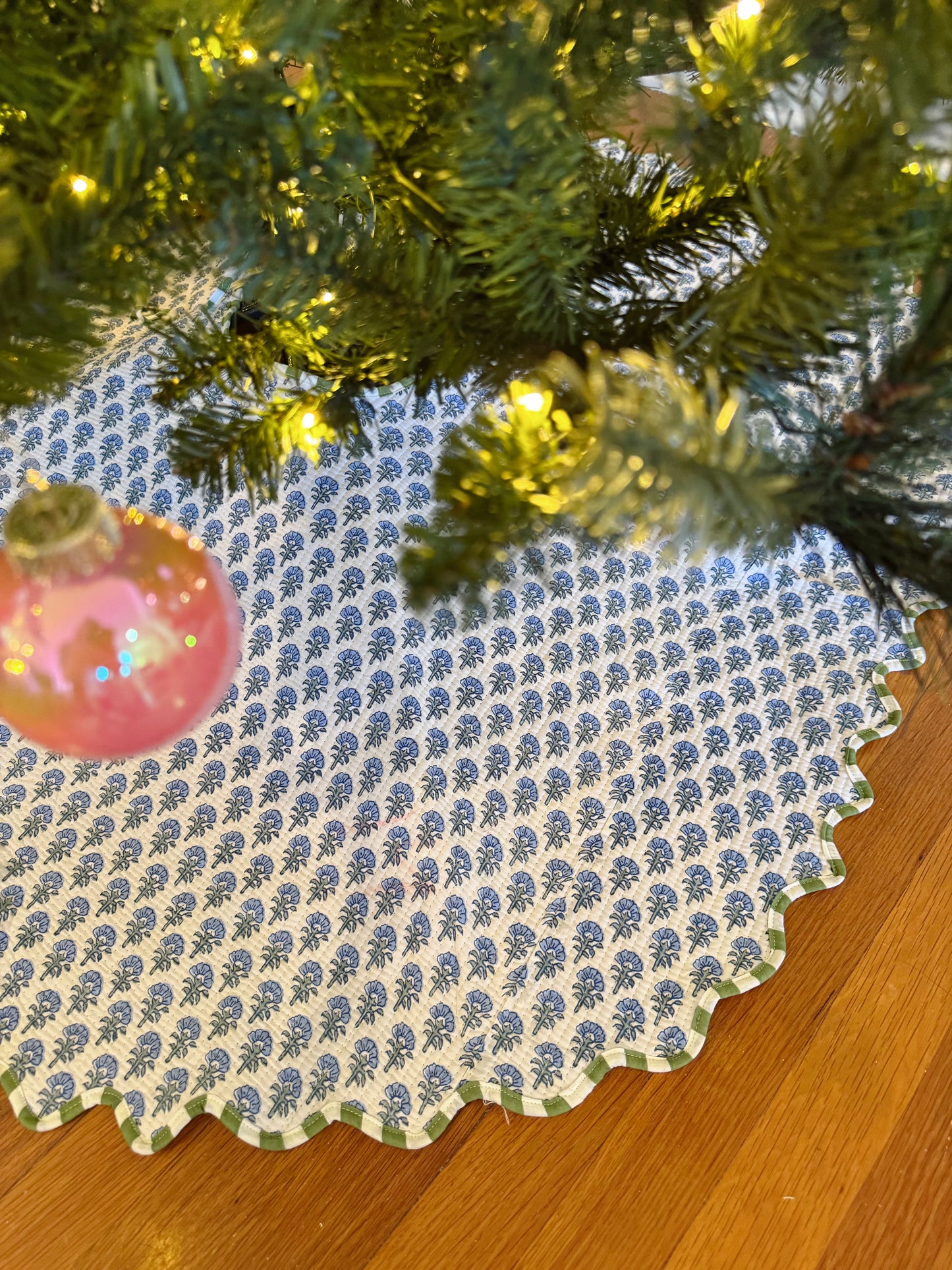 Junie Tree Skirt